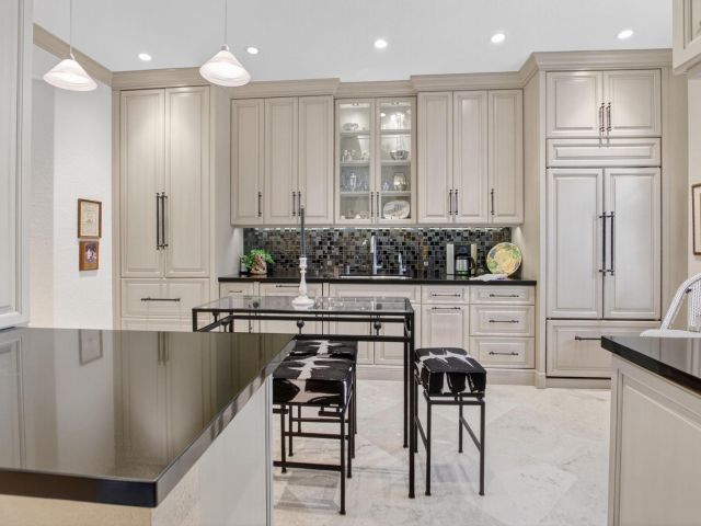 Home for sale at 1754 Bay Dr 1754 - photo 6187328