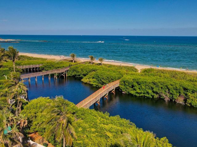 Home for sale at 1754 Bay Dr 1754 - photo 6187341