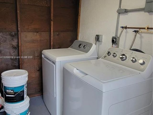 Home for rent at 1520 NW 69th St - photo 6208794