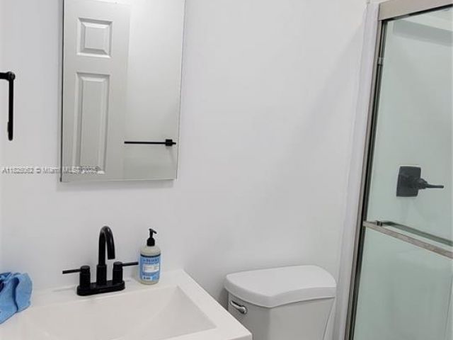 Home for rent at 1520 NW 69th St - photo 6208803
