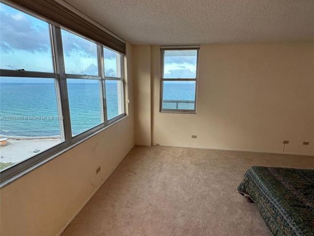 Apartment for sale  Unit #1625 - photo 6189444