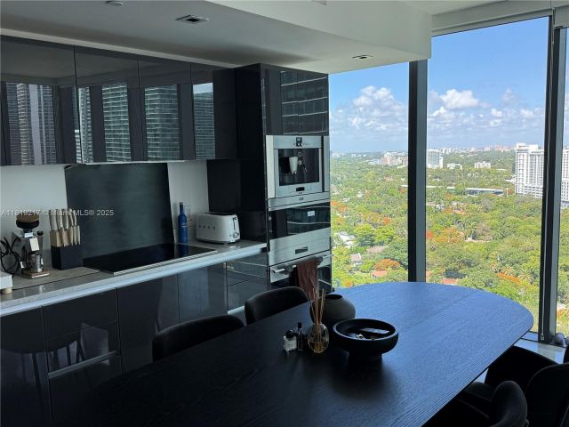 Apartment for sale  Unit #2306 - photo 6189712