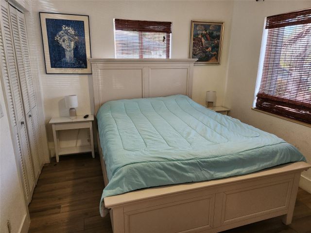 Home for sale at 4610 NE 3rd Ave - photo 6233912