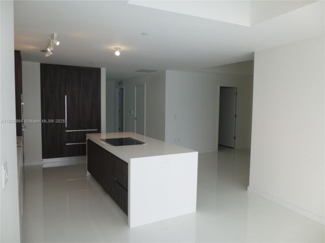 Apartment for rent  Unit #2612 - photo 6188129