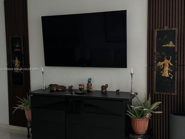 Apartment for rent  Unit #320 - photo 6188860