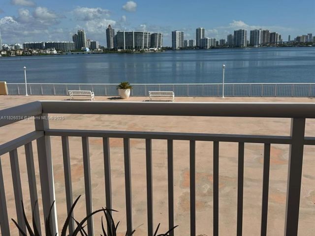 Apartment for rent  Unit #320 - photo 6188862