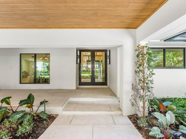 Home for sale at 8090 Twin Lake Drive - photo 6217591