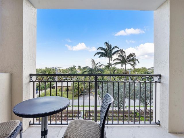 Apartment for sale  Unit #403 - photo 6211873