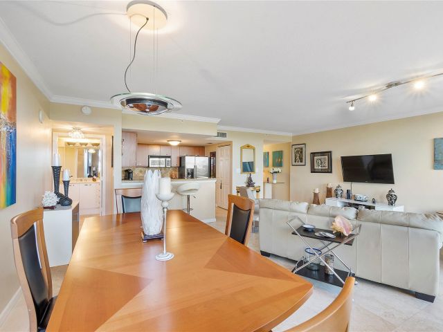 Apartment for sale  Unit #403 - photo 6211882