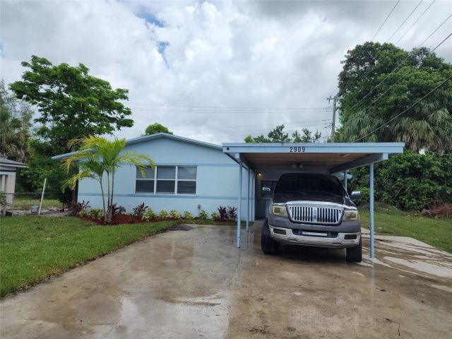 Home for sale at 2909 NW 13th St - photo 6187231