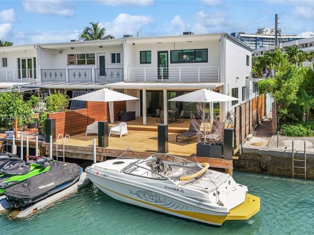 Home for sale at 830 Raymond St - photo 6188589