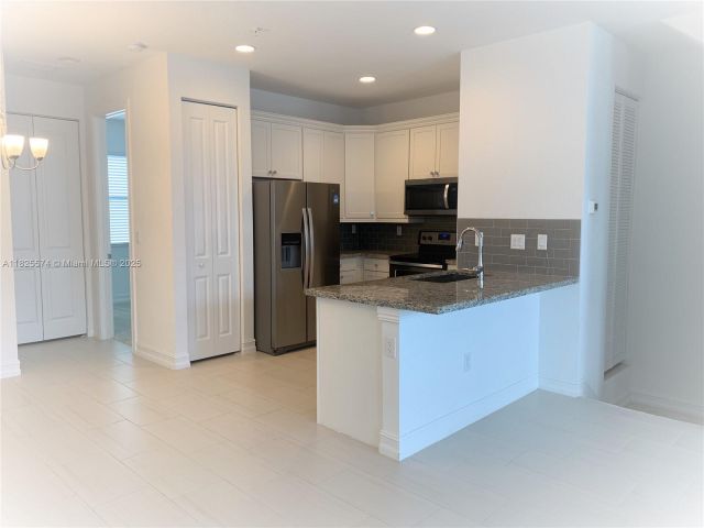 Home for rent at 11717 SW 13th Ct 11717 - photo 6188187