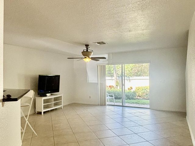 Home for rent at 22162 Majestic Woods Way Way - photo 6555951