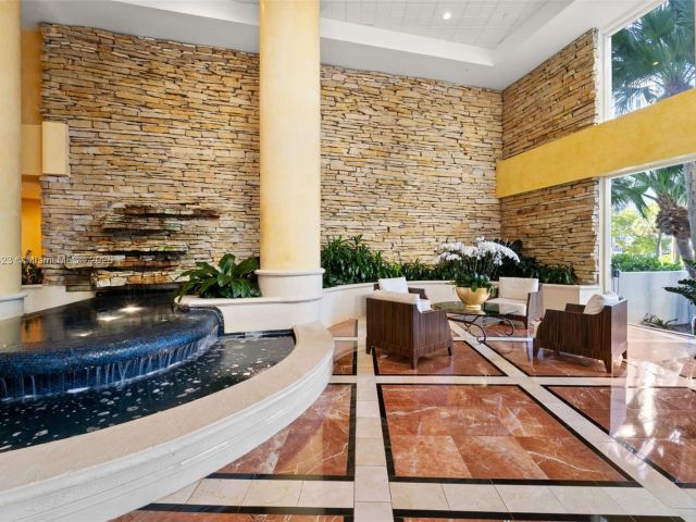 Apartment for sale  Unit #201 - photo 6199312