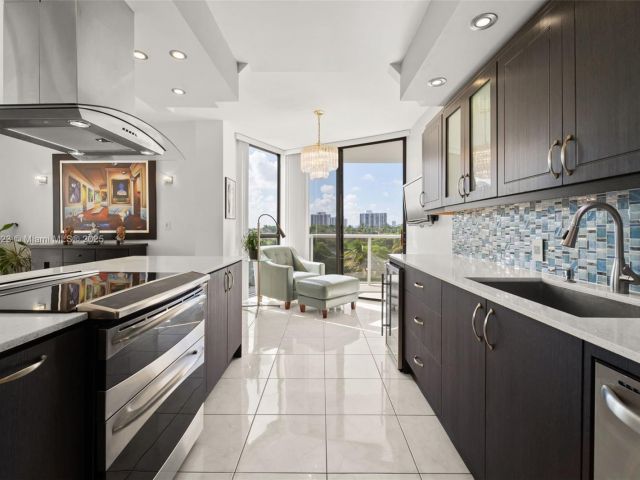 Apartment for sale  Unit #201 - photo 6199325