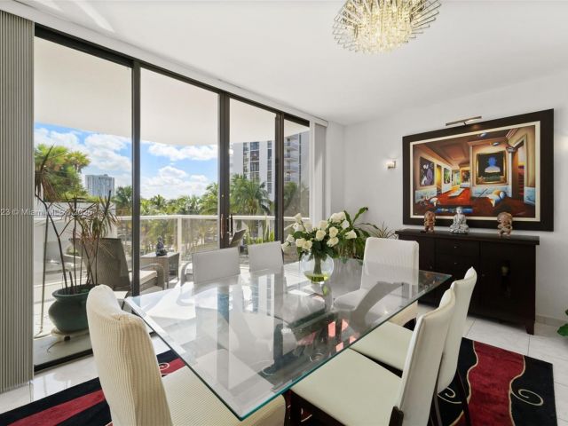 Apartment for sale  Unit #201 - photo 6199327