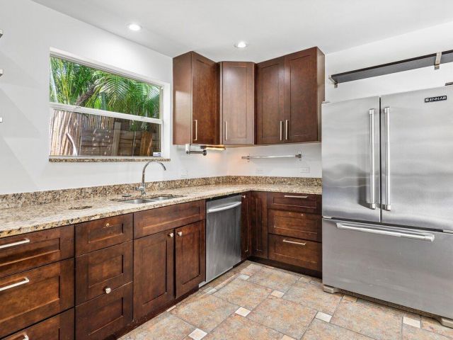 Home for sale at 517 29th Street - photo 6233500