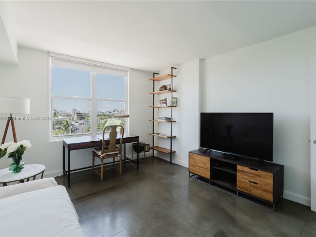 Apartment for sale  Unit #703 - photo 6189749