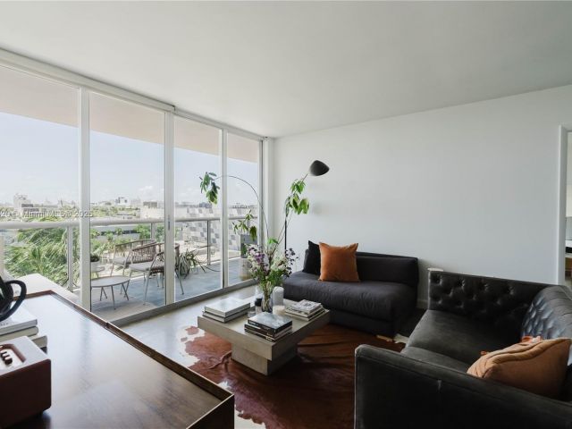 Apartment for sale  Unit #703 - photo 6189758