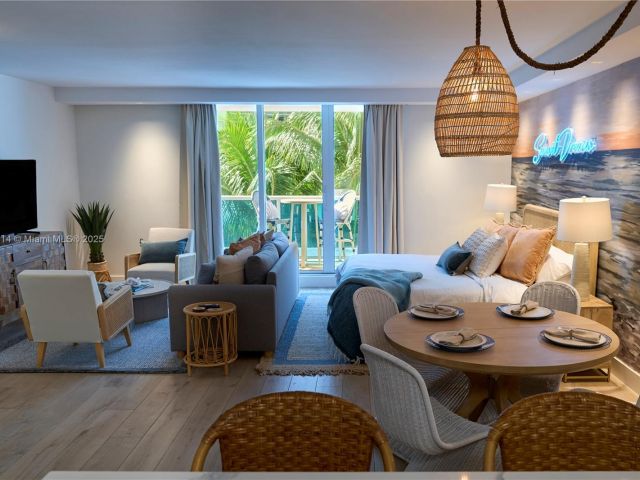 Apartment for sale  Unit #329 - photo 6210572