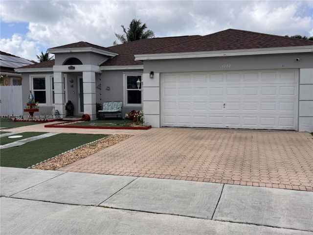 Home for sale at 14262 SW 160th Ter - photo 6189259