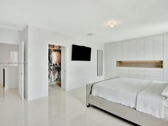 Home for sale at 12973 SW 266th ter - photo 6209011