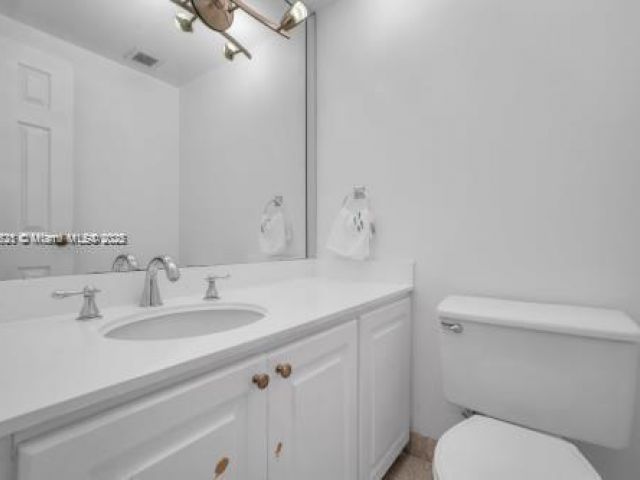 Apartment for rent  Unit #6K - photo 6190686