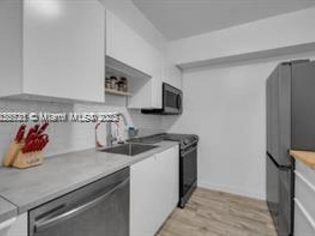 Apartment for rent  Unit #6K - photo 6190693