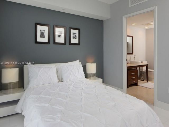 Apartment for sale  Unit #4205 - photo 6202943