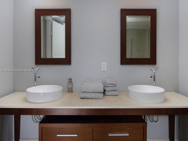 Apartment for sale  Unit #4205 - photo 6202950