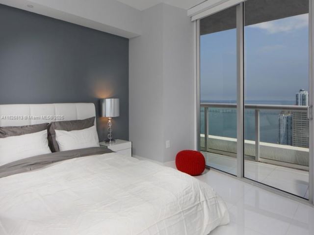 Apartment for sale  Unit #4205 - photo 6202952