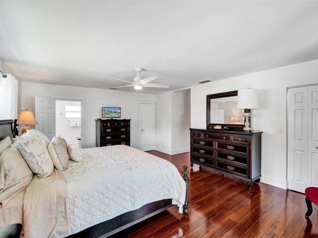 Home for sale at 4711 Bayview Dr - photo 6191470