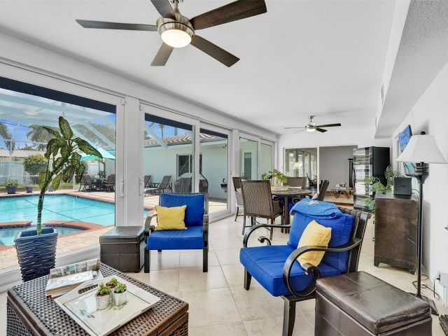 Home for sale at 4711 Bayview Dr - photo 6191475