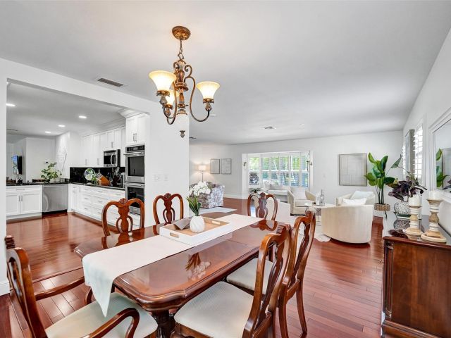 Home for sale at 4711 Bayview Dr - photo 6191481