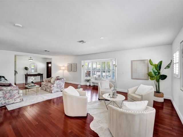 Home for sale at 4711 Bayview Dr - photo 6191485