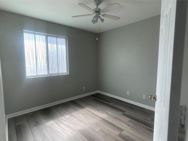 Home for rent at 1432 SW 47 Ave 1432 - photo 6192162