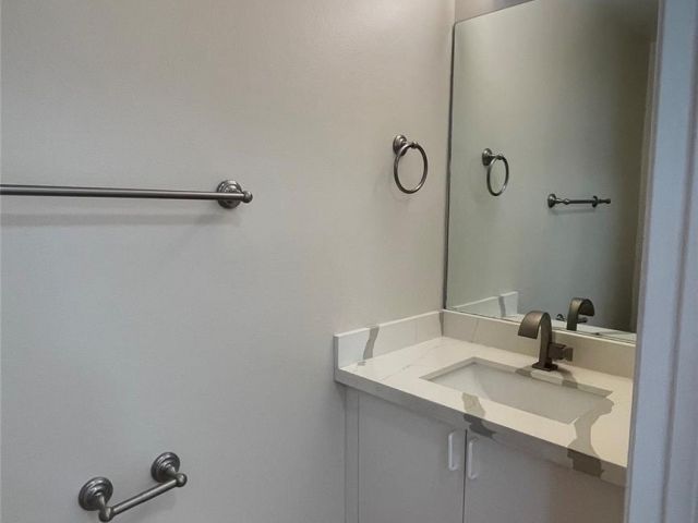 Home for rent at 1432 SW 47 Ave 1432 - photo 6192170