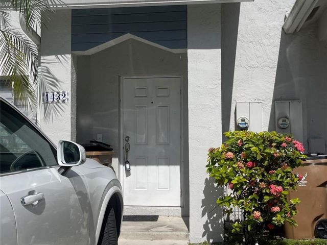 Home for rent at 1432 SW 47 Ave 1432 - photo 6192177