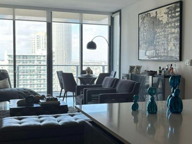 Apartment for sale  Unit #2804 - photo 6193811