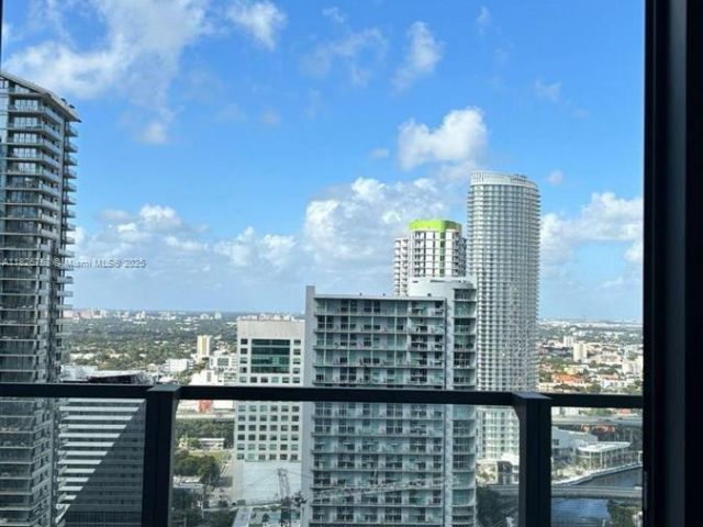 Apartment for sale  Unit #2804 - photo 6193817