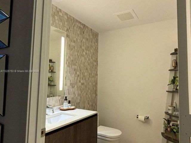 Apartment for sale  Unit #2804 - photo 6193821