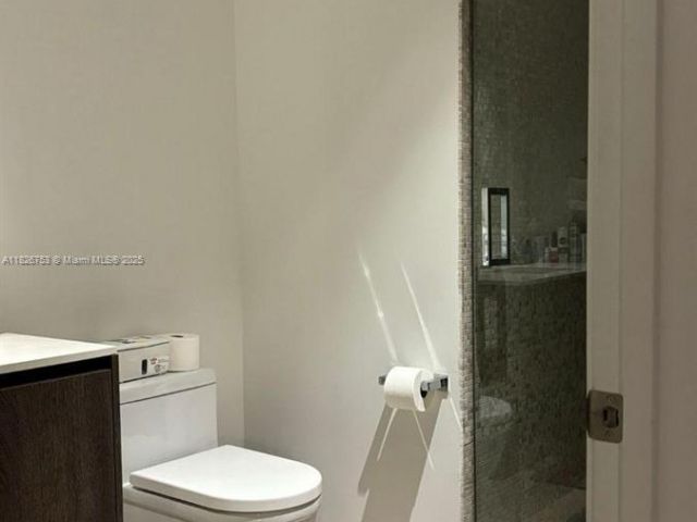 Apartment for sale  Unit #2804 - photo 6193824