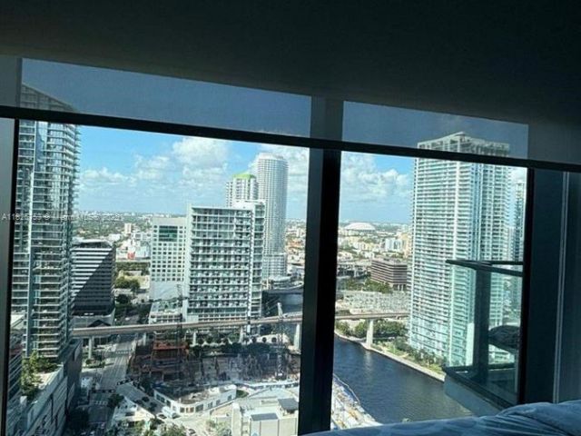 Apartment for sale  Unit #2804 - photo 6193825