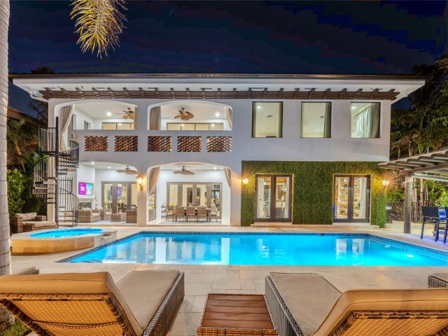 Home for rent at 2430 Castilla Isle - photo 6193230