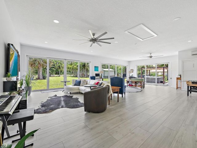 Home for sale at 13595 89th Place N - photo 6212574