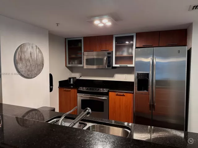 Apartment for rent  Unit #511 - photo 6193936