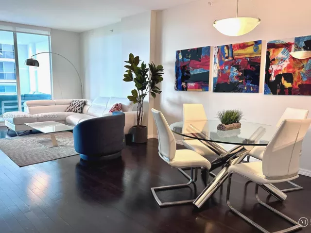 Apartment for rent  Unit #511 - photo 6193941