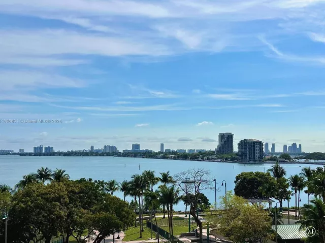 Apartment for rent  Unit #511 - photo 6193944