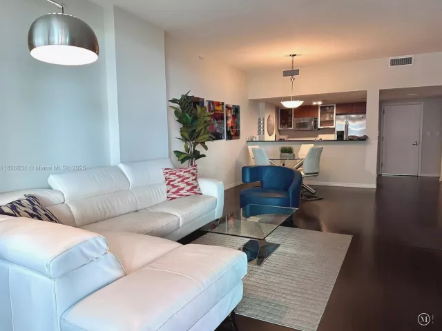 Apartment for rent  Unit #511 - photo 6193945