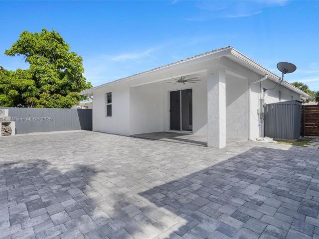 Home for sale at 525 El Prado - photo 6193351